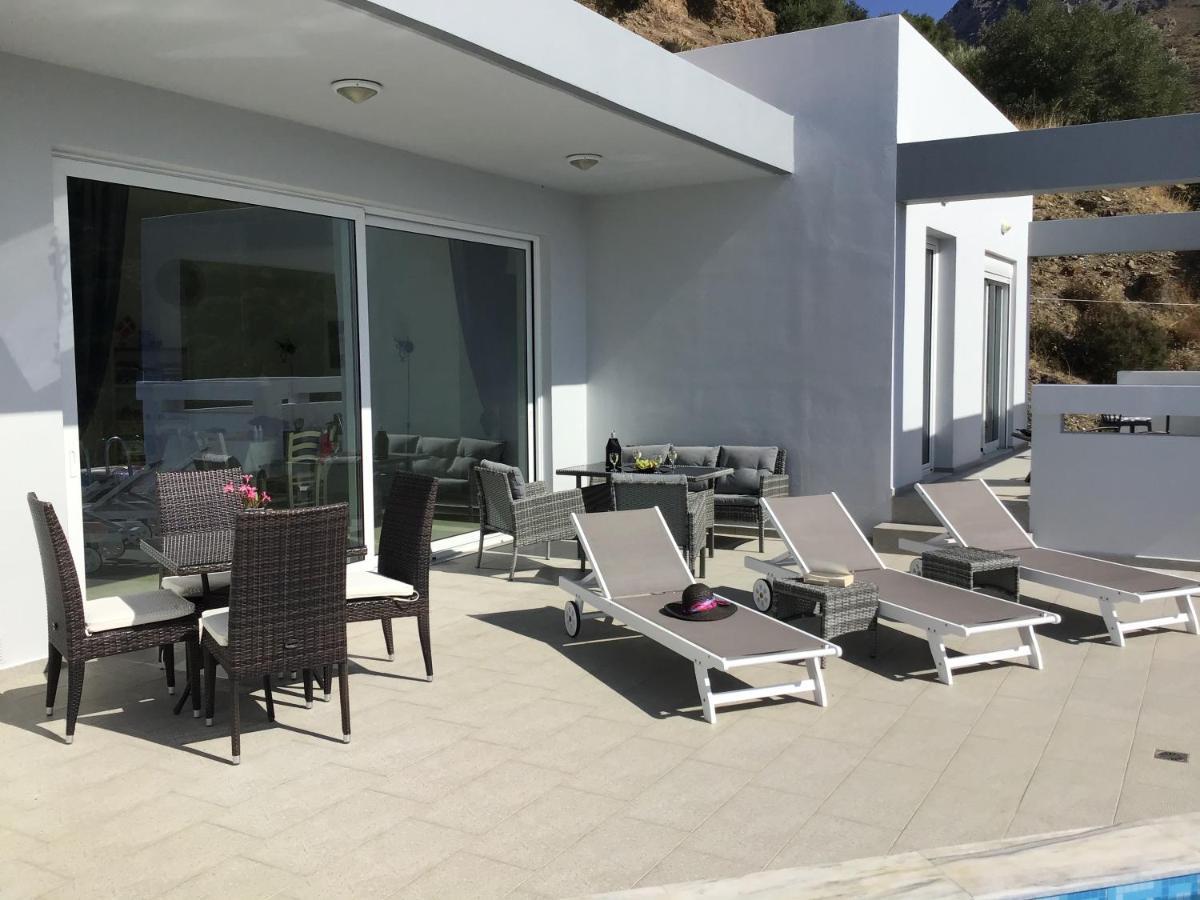 פלאקיאס Villa Panorama מראה חיצוני תמונה